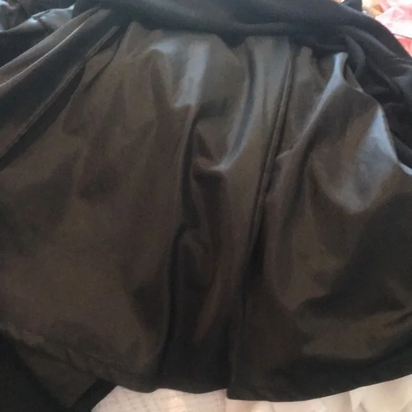 Karen Scott 3 pc black lined set, 8p pants NWT, jacket&skirt used - Picture 7 of 14